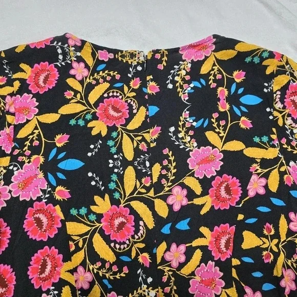 Express Black Floral Print Romper, Long Sleeves, Lightweight, V-Neck, Sz 12, EUC - Picture 9 of 12